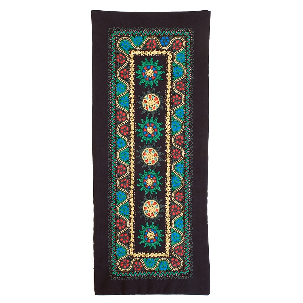 Tahriri Table Runner